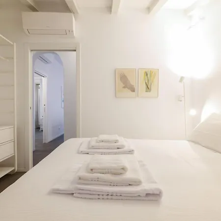 Prestige Boutique Homes - Il Nido Dei Navigli * 밀라노